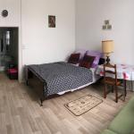 COLOC : 250€ par mois - Jolie petite maison meublée centre ville