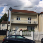 Chambre dans une maison