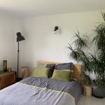 Chambre au calme avec accès piscine