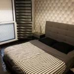 Chambre privée dans un logement vide d'occupant