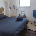 Chambre lumineuse et agréable