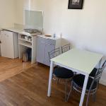 Chambre meublée à louer chez l’habitant