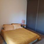 Chambre de 12m2 vue sur balcon