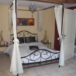 Room for Rent -Chambre a Louer (#1)