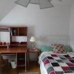 Chambre meublée à louer dans maison