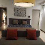 Kamer van 45m2 met aangrenzende badkamer in duplex appartement