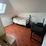 Salon à louer puis  chambre