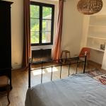 Chambre privative dans grande maison