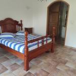 Chambre à louer avec piscine dans très belle villa