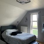 Chambre moderne confortable