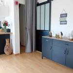 Chambre spacieuse avec balcon couvert