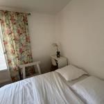 Chambre Tour Eiffel , Appartement commun