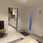 F2 a louer dans village très calme pour gens de passage