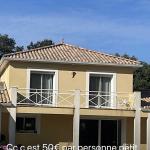 2 chambres avec salle de bain chacune