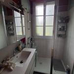 Chambre chez l'habitant  disponible en semaine , jamais le we