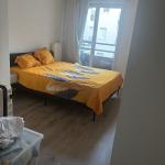 CHAMBRE MEUBLÉE À LOUER – FEMME UNIQUEMENT – DISPONIBLE IMMÉDIATEMENT