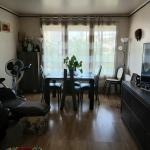 Chambre pour fille chez l’habitant