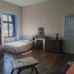 Chambre individuelle dans grande maison de maître avec jardin