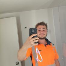 Nicolas 