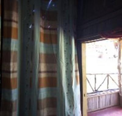 Bungalow bord de plage face Nosy Bé