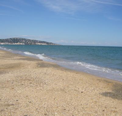 Studio climatisé port de plaisance