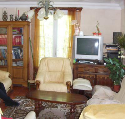Chambre meublée à louer chez l'habitant