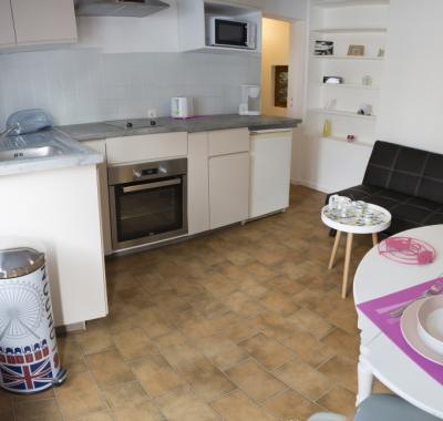 Jolie maisonnette toute équipée idéale pour deux