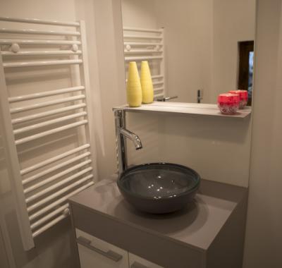 Jolie maisonnette toute équipée idéale pour deux