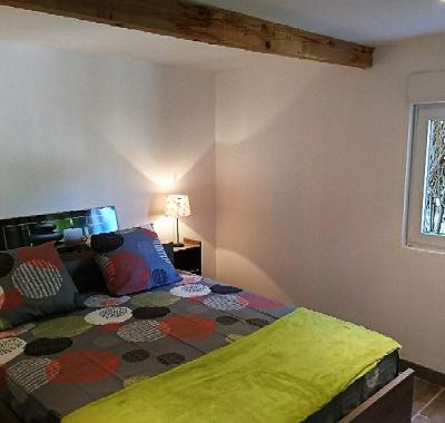 Carcasssonne (15 mn) - Gîte de 100M2, piscine sécurisée, Pool house ,