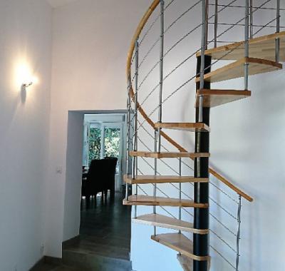 Carcasssonne (15 mn) - Gîte de 100M2, piscine sécurisée, Pool house ,