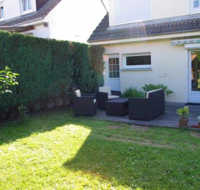 Meublé F1 avec accès jardin