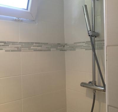 APPARTEMENT ENTIER MEUBLE T 3 NEUF/ Bord de mer/ SEMAINE - AU MOIS