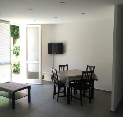 APPARTEMENT ENTIER MEUBLE T 3 NEUF/ Bord de mer/ SEMAINE - AU MOIS