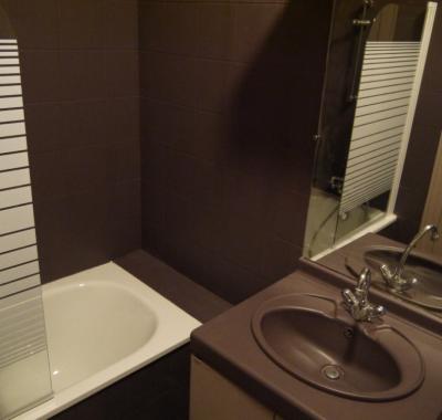 Junior suit cosy design à Lyon