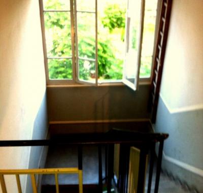 Junior suit cosy design à Lyon