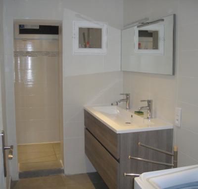 CHAMBRE A LOUER DANS APPARTEMENT + JARDIN/ PROCHE MER