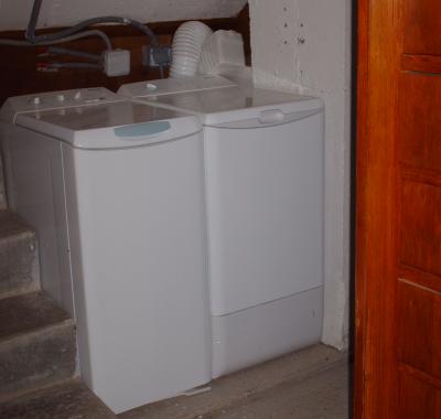 Trés beau studio de 27 m2 ds maison avec jardin A louer