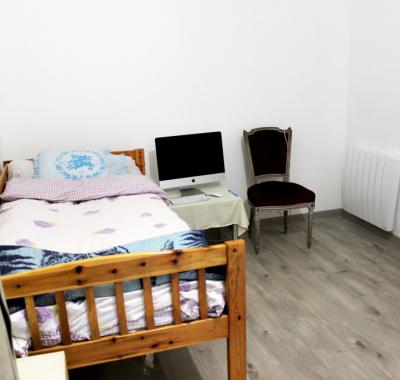 Chambre dans une maison à louer à Montreuil pour 400€ /mois (indispo)