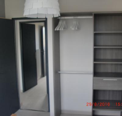 Chambre meublée en colocation