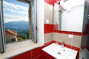 Chambre dans village Typique Corse à 9 km de Corté