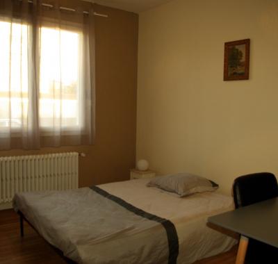 Chambre à louer quartier des musées St Cybard