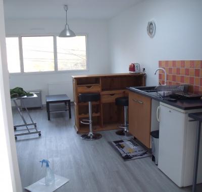 STUDIO MEUBLE INDEPENDANT A LOUER