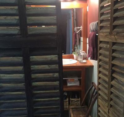 Chambre et salle de bain indépendante