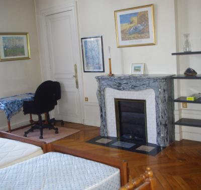 Chambre meublee etudiant chez l'habitant