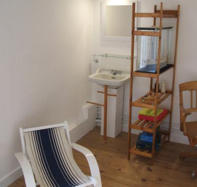 Chambres a louer avec dépendance