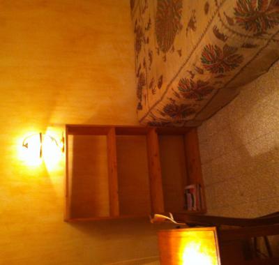 Chambre à louer dans maison avec jardin calme centre