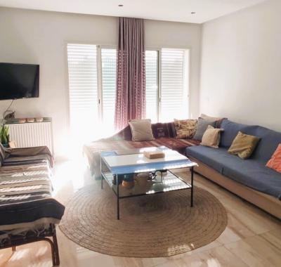 Chambre au calme dans quartier résidentiel de la Marsa