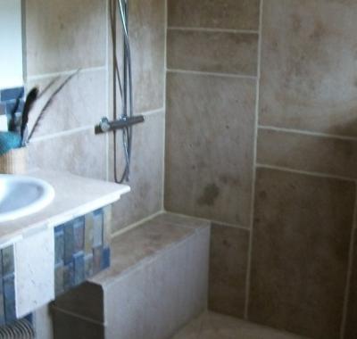 Chambre dans "Chalet écolo" bois/paille auto-construit