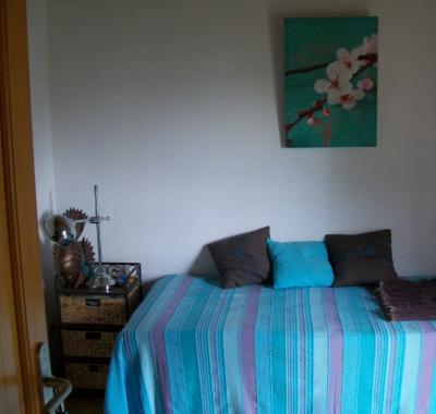 Chambre dans "Chalet écolo" bois/paille auto-construit