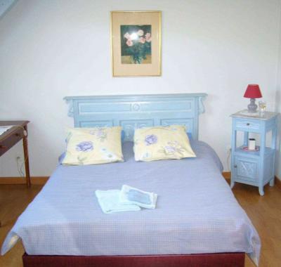 Chambre calme et grand jardin